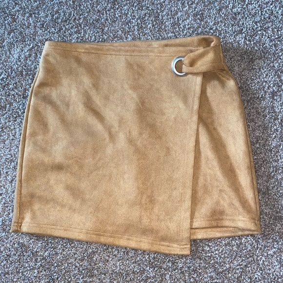 Forever 21 skirt - Picture 2 of 4